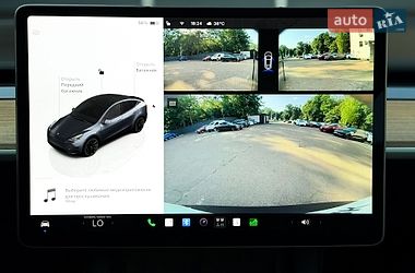 Позашляховик / Кросовер Tesla Model Y 2023 в Києві