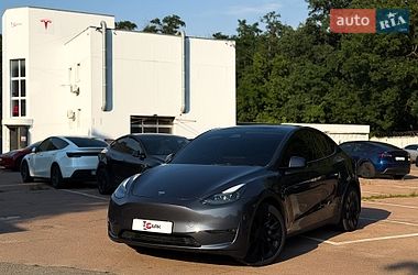 Позашляховик / Кросовер Tesla Model Y 2023 в Києві