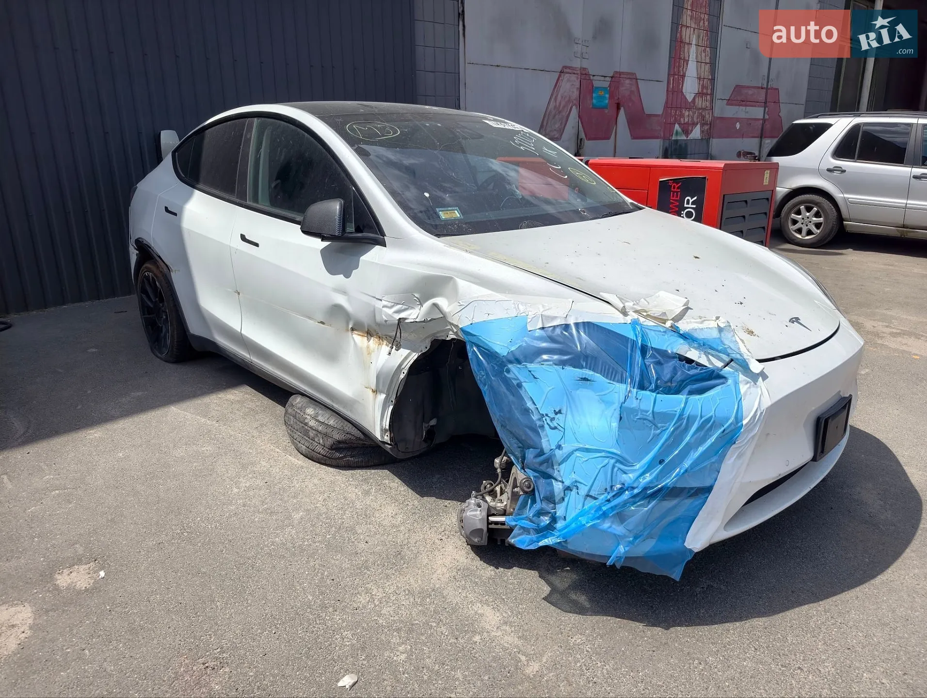 2022 Tesla Model Y - мініатюра 4