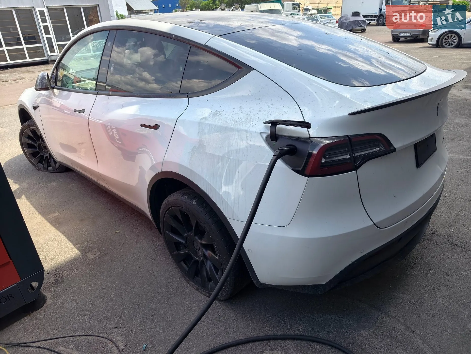 2022 Tesla Model Y - мініатюра 17