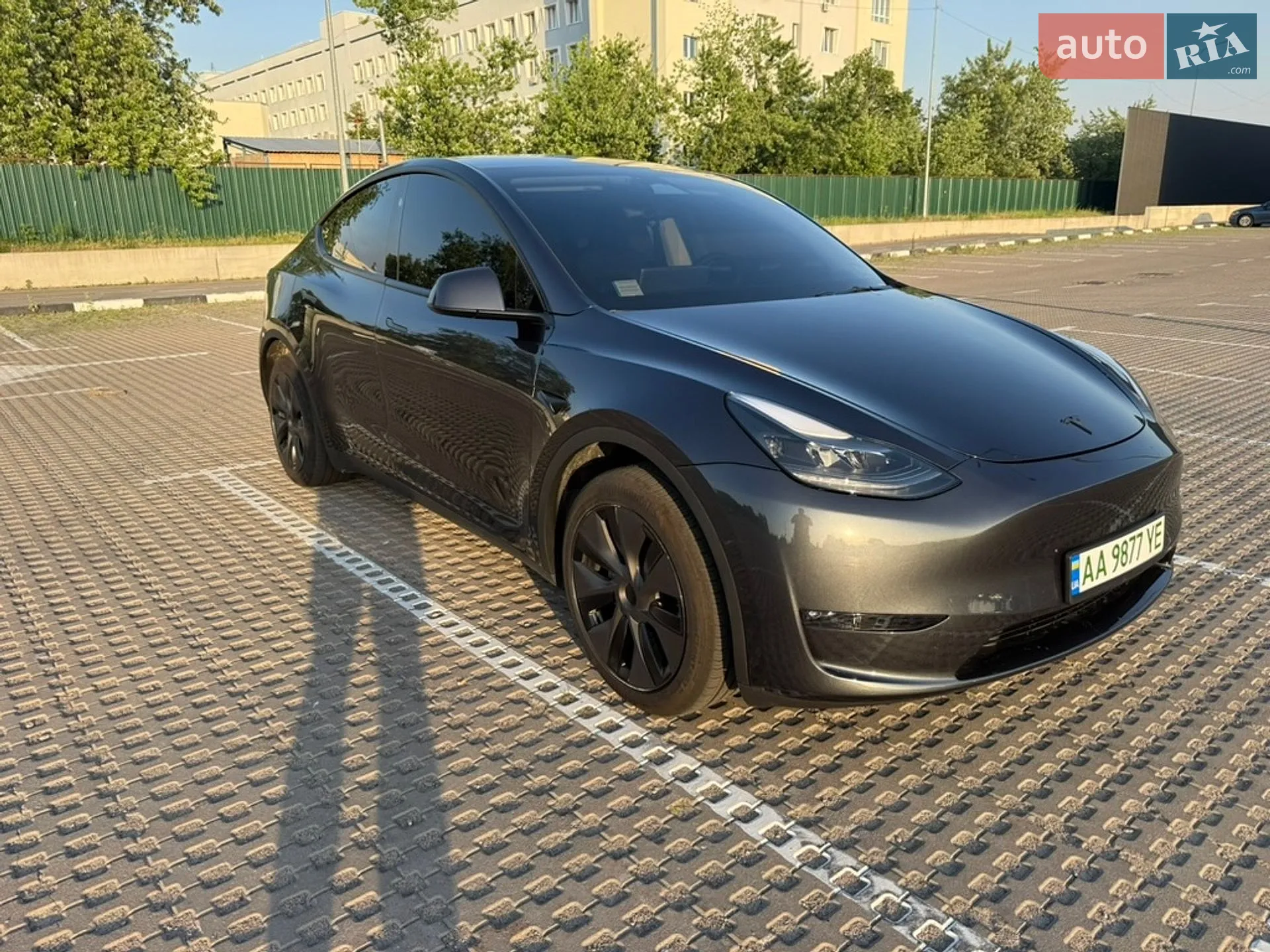 2025 Tesla Model Y - мініатюра 4