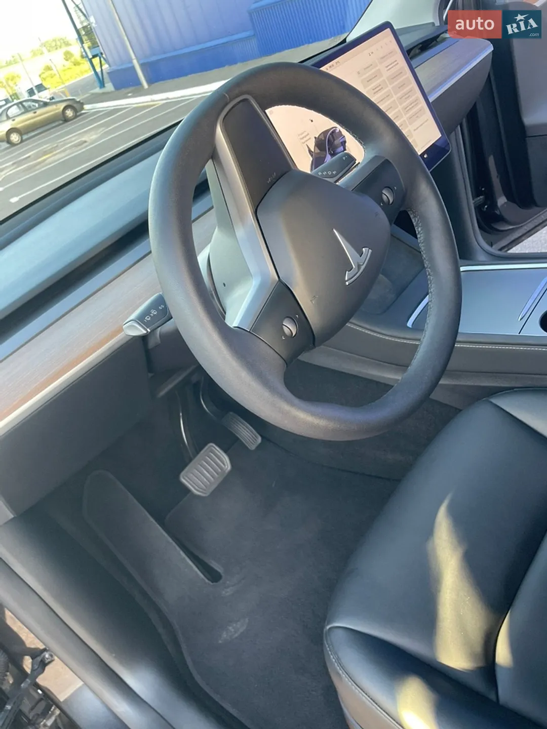 2024 Tesla Model Y - мініатюра 38