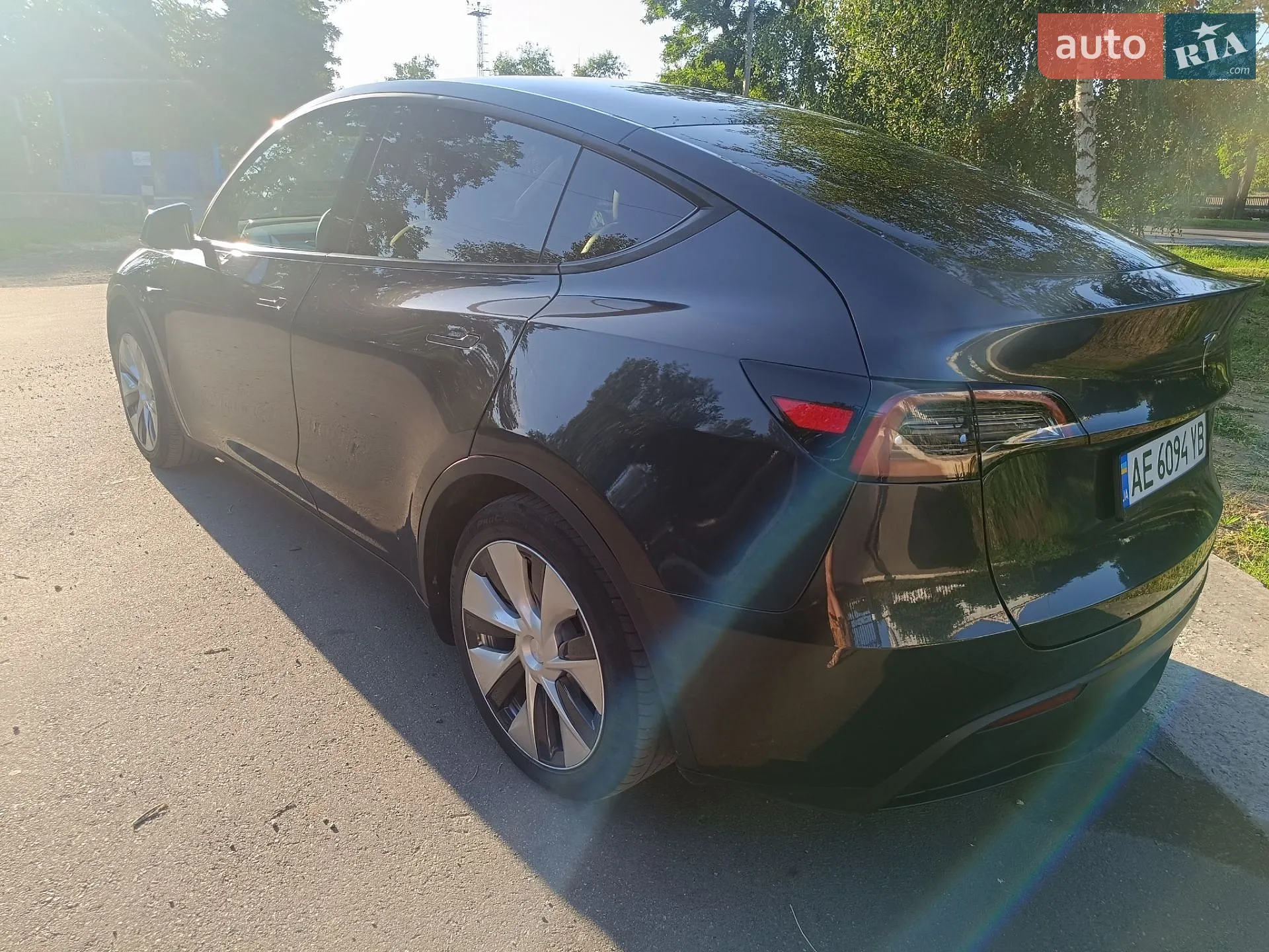 2024 Tesla Model Y - мініатюра 6