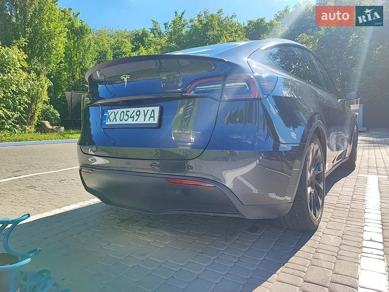 Tesla Model Y 2025 VIN 7SAYGDEF2SA366176 фото оголошення 21 з 37