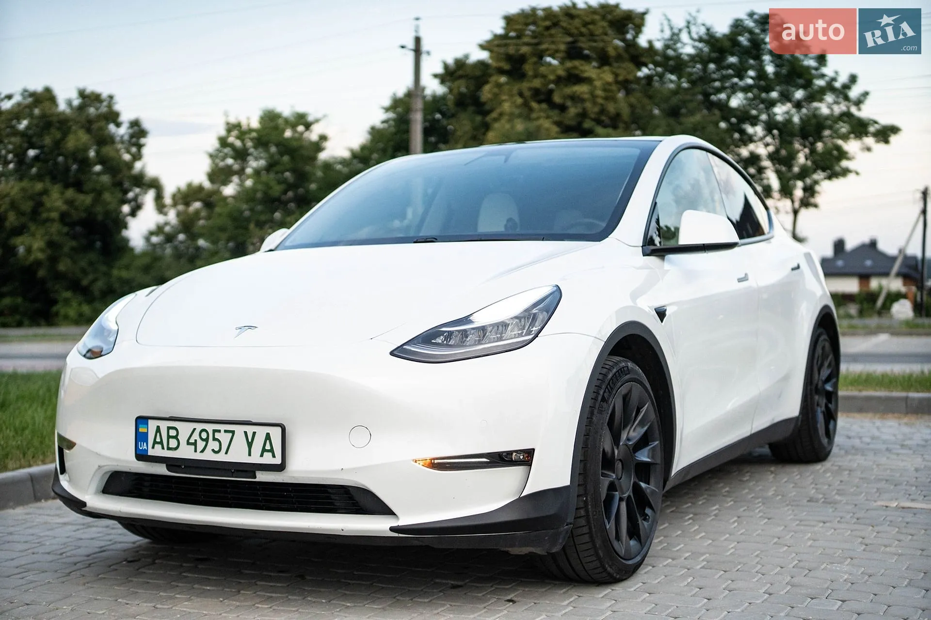2021 Tesla Model Y - мініатюра 3