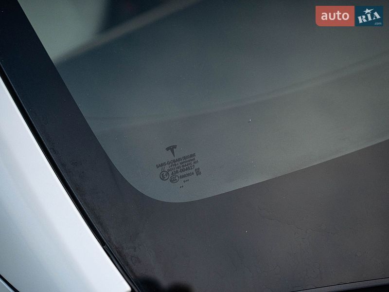 Позашляховик / Кросовер Tesla Model Y 2021 в Вінниці фото 15 Позашляховик / Кросовер Tesla Model Y 2021 в Вінниці