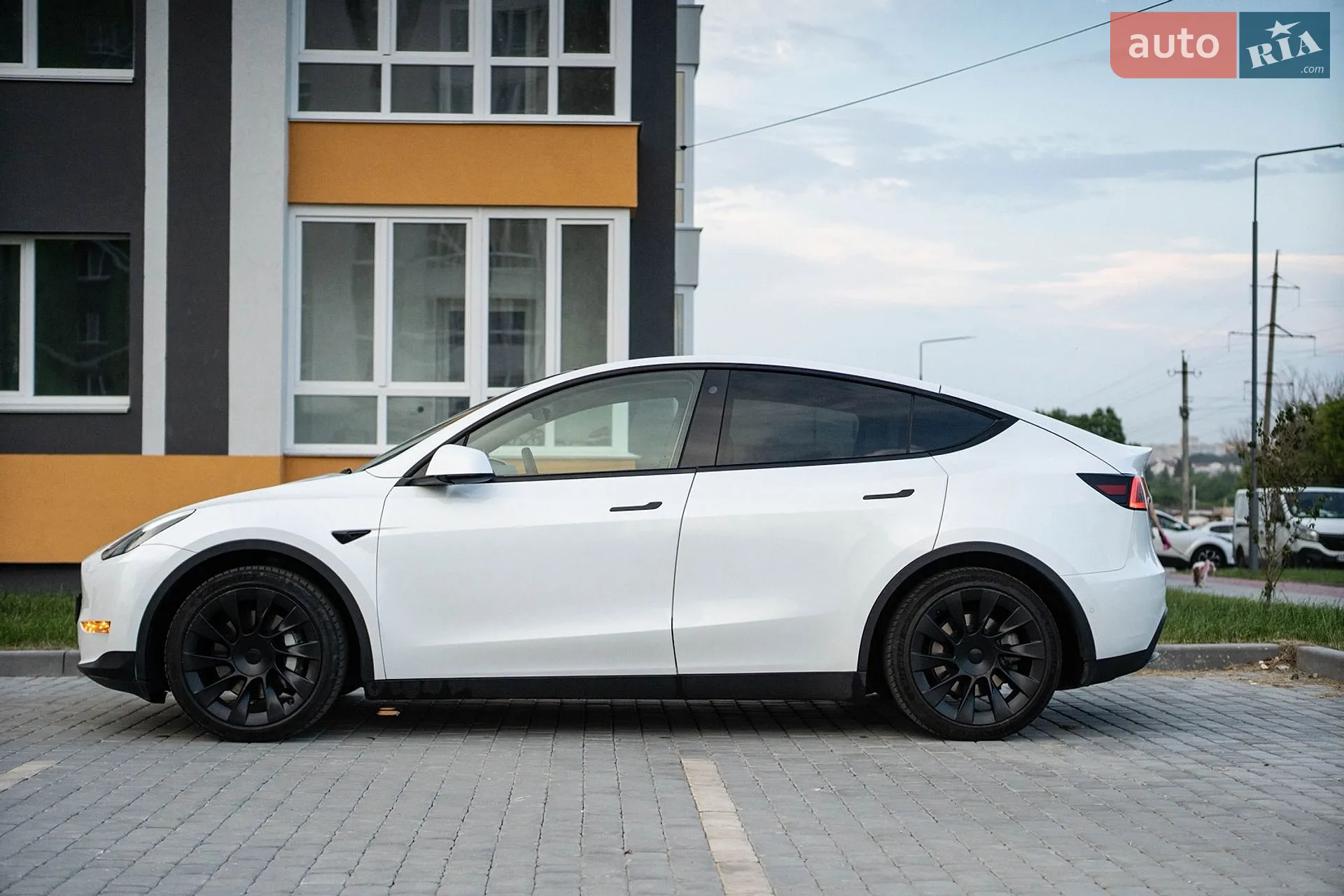 2021 Tesla Model Y - мініатюра 17