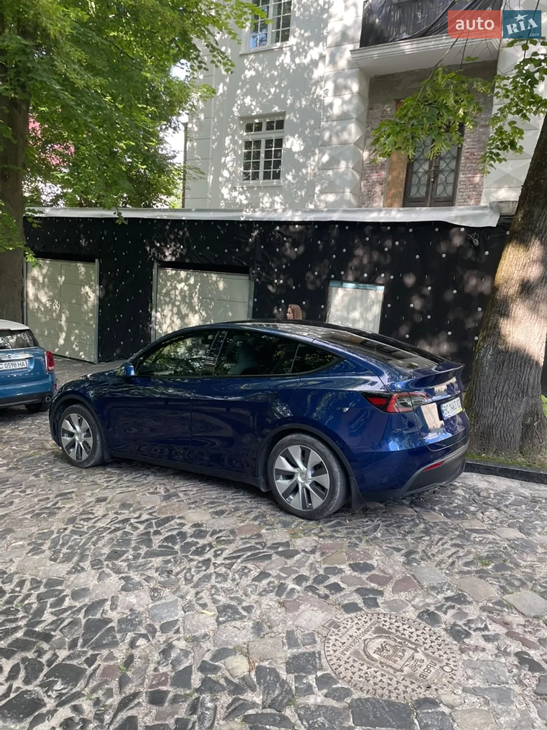 2023 Tesla Model Y - мініатюра 3