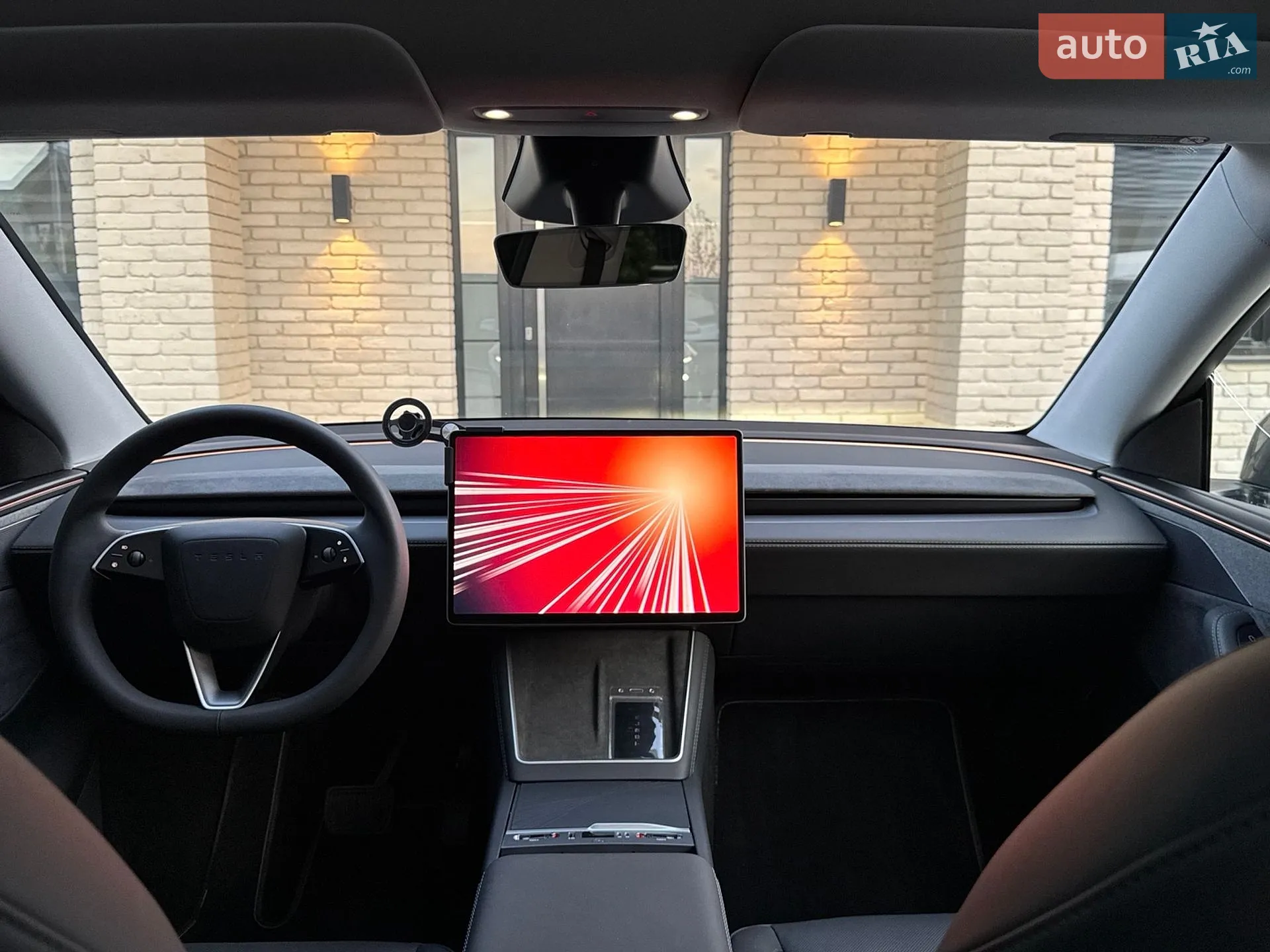2025 Tesla Model Y - мініатюра 12