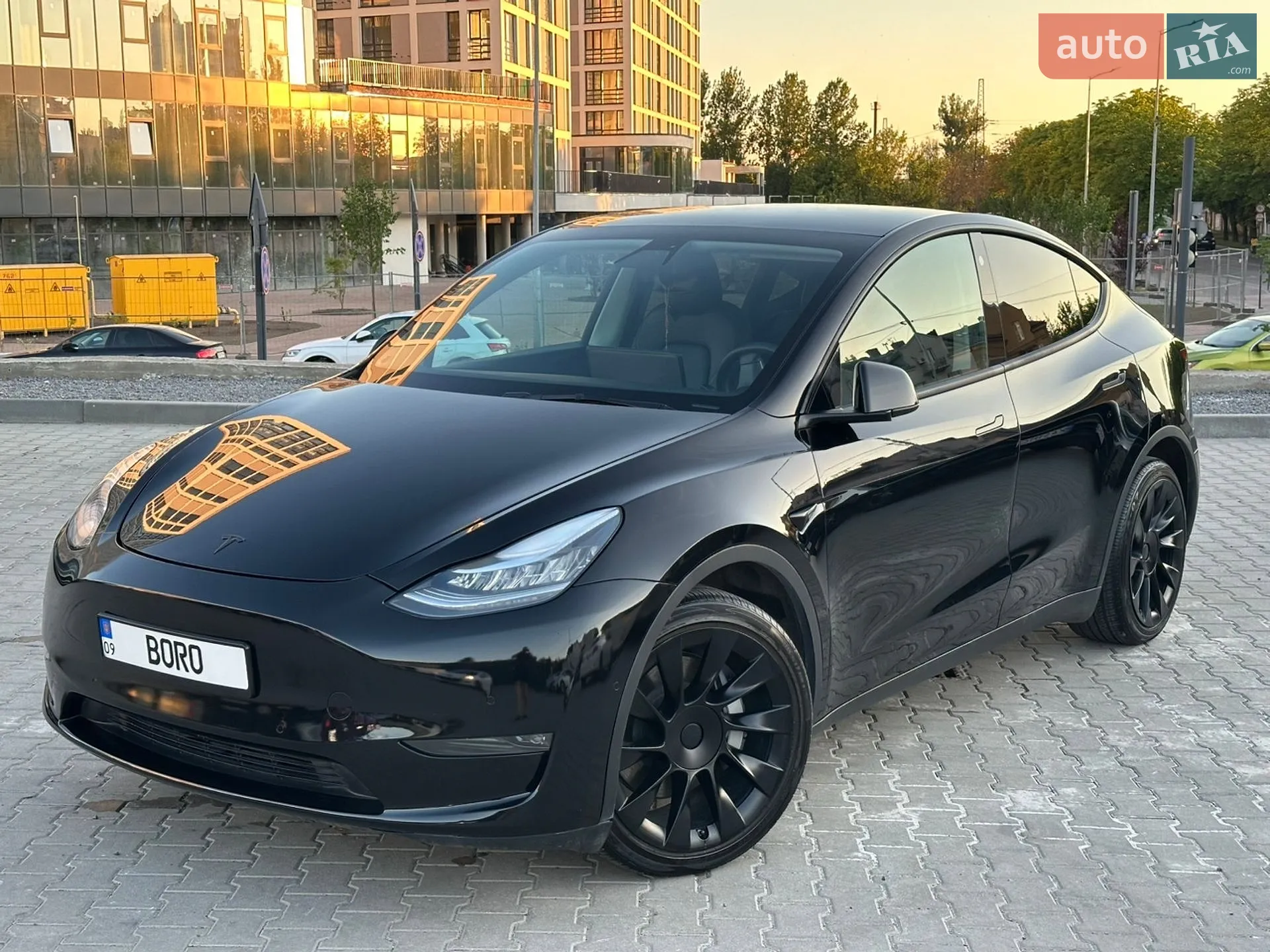 2021 Tesla Model Y - фото 1