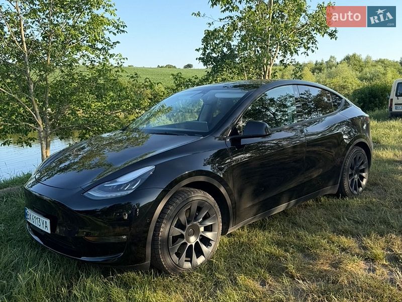 Внедорожник / Кроссовер Tesla Model Y 2022 в Хмельницком