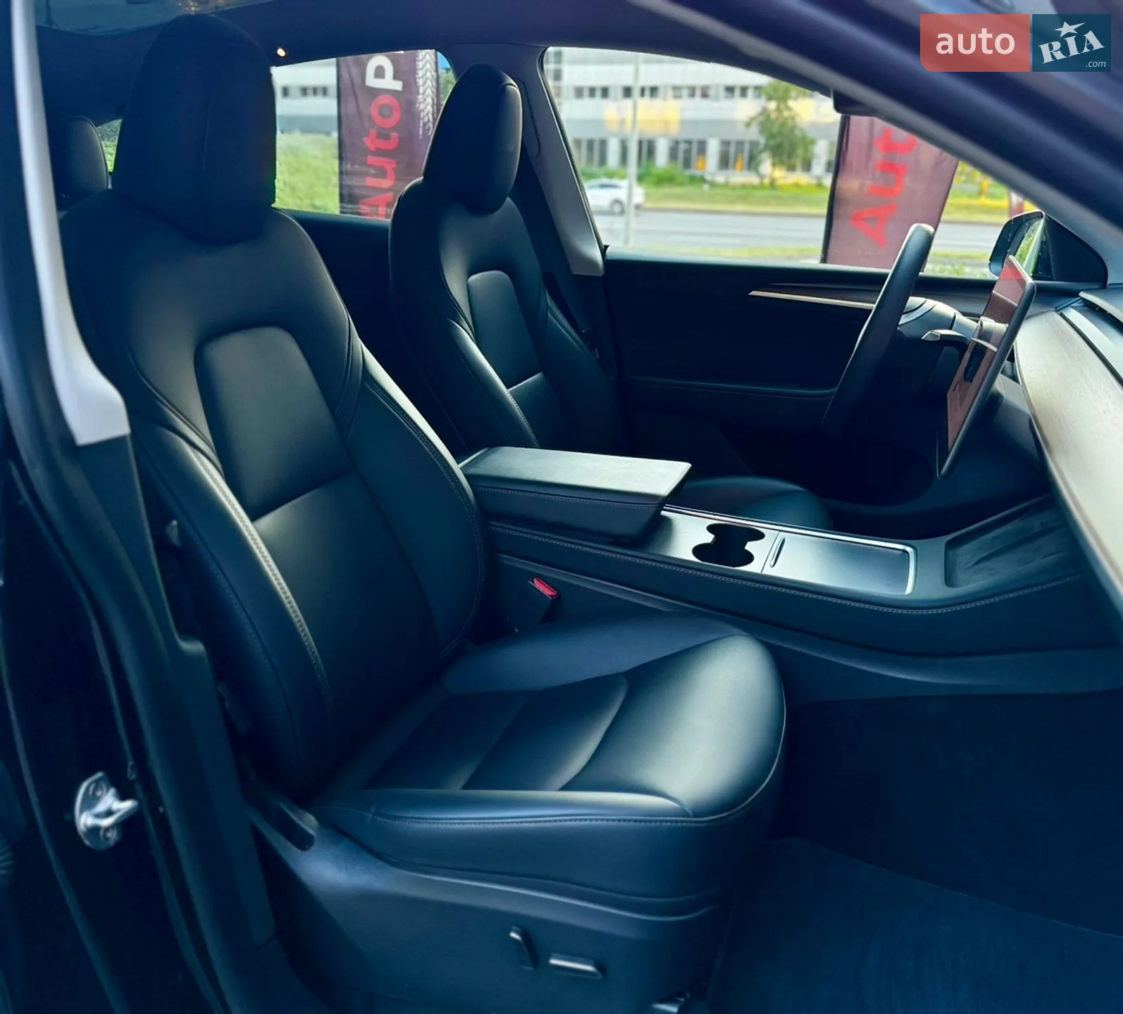 2023 Tesla Model Y - мініатюра 18