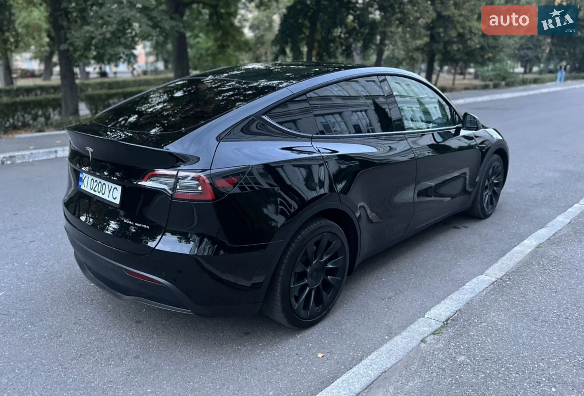 2022 Tesla Model Y - мініатюра 10