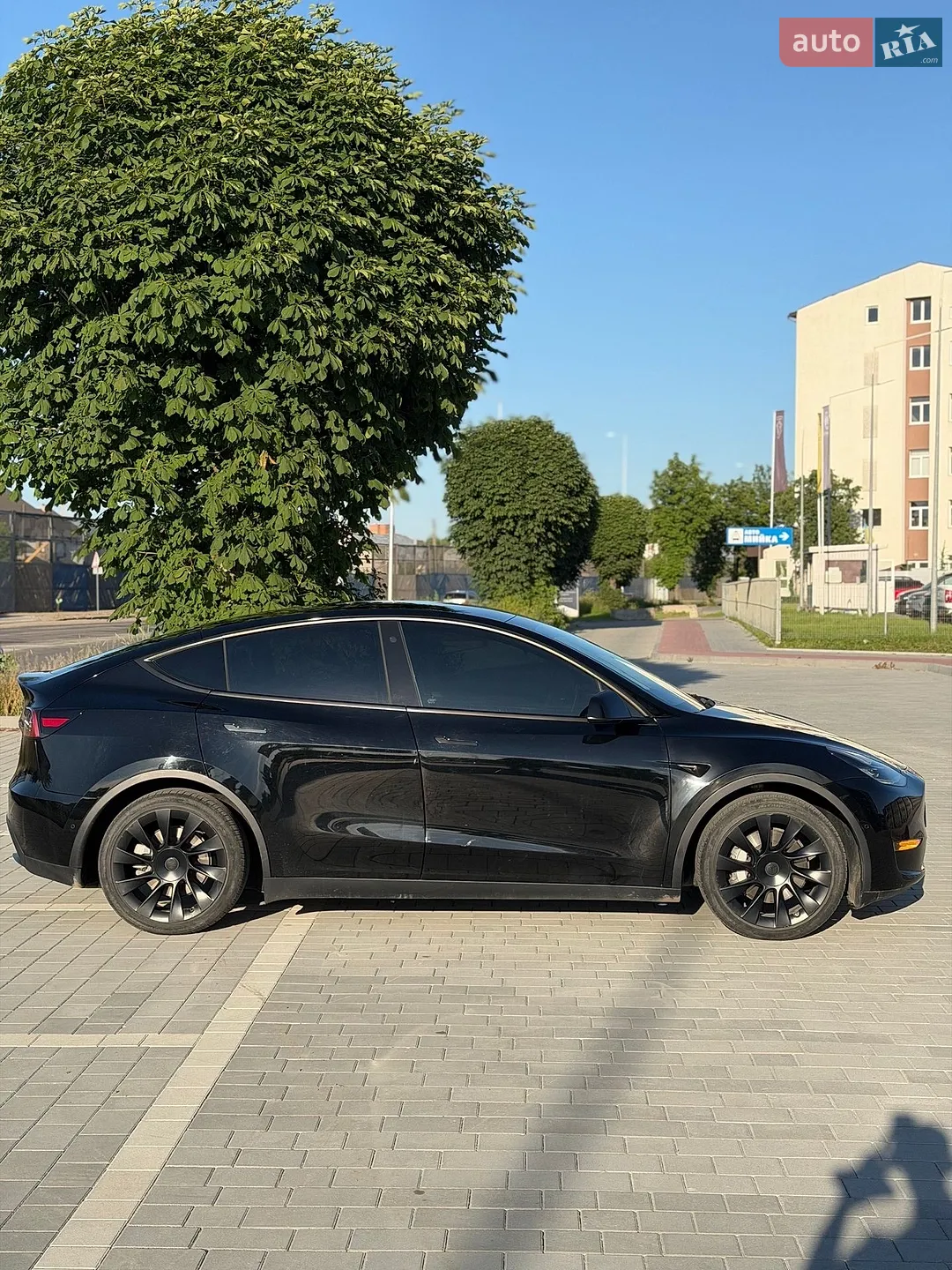 2021 Tesla Model Y - мініатюра 4
