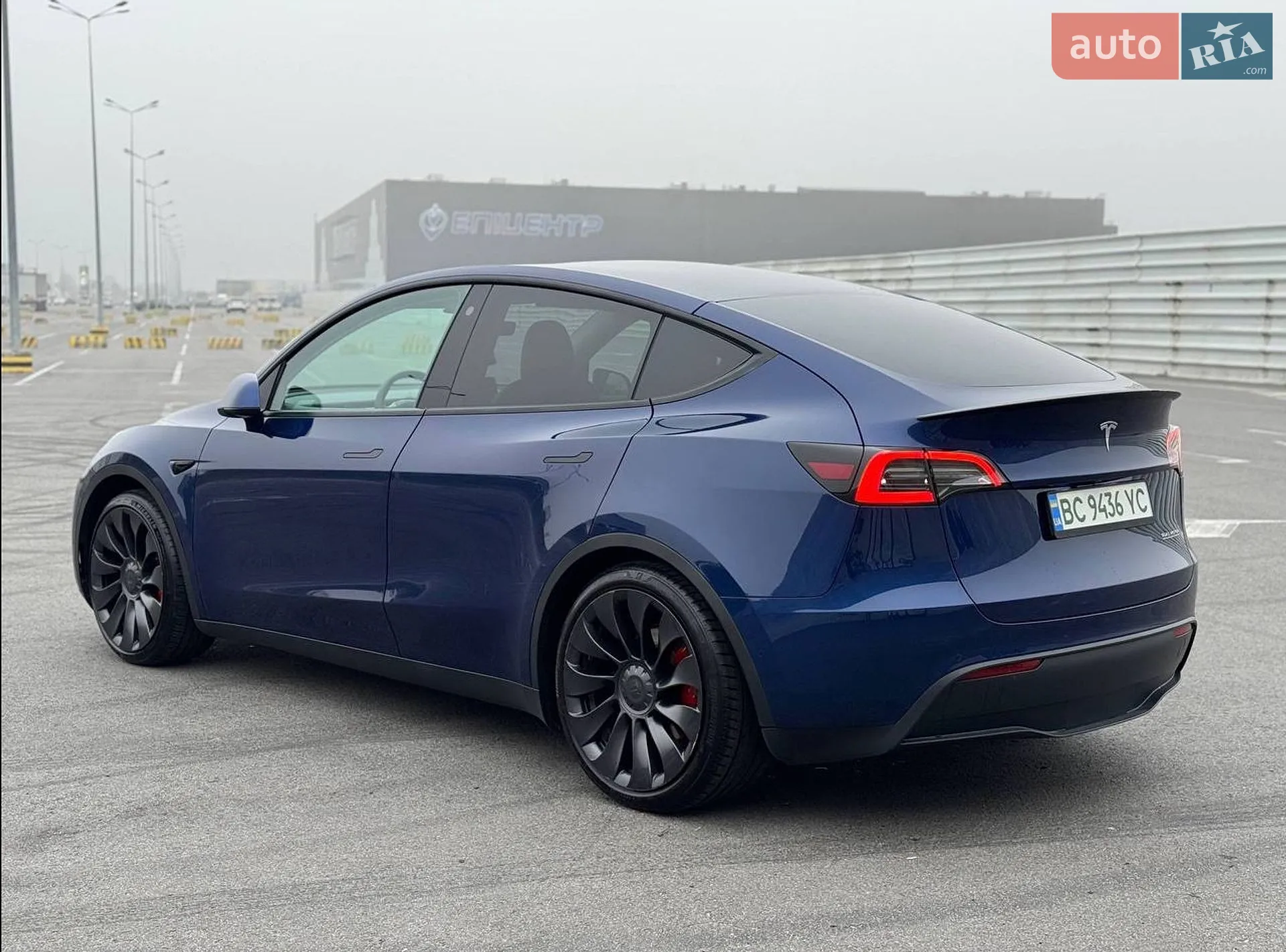 2022 Tesla Model Y - мініатюра 5
