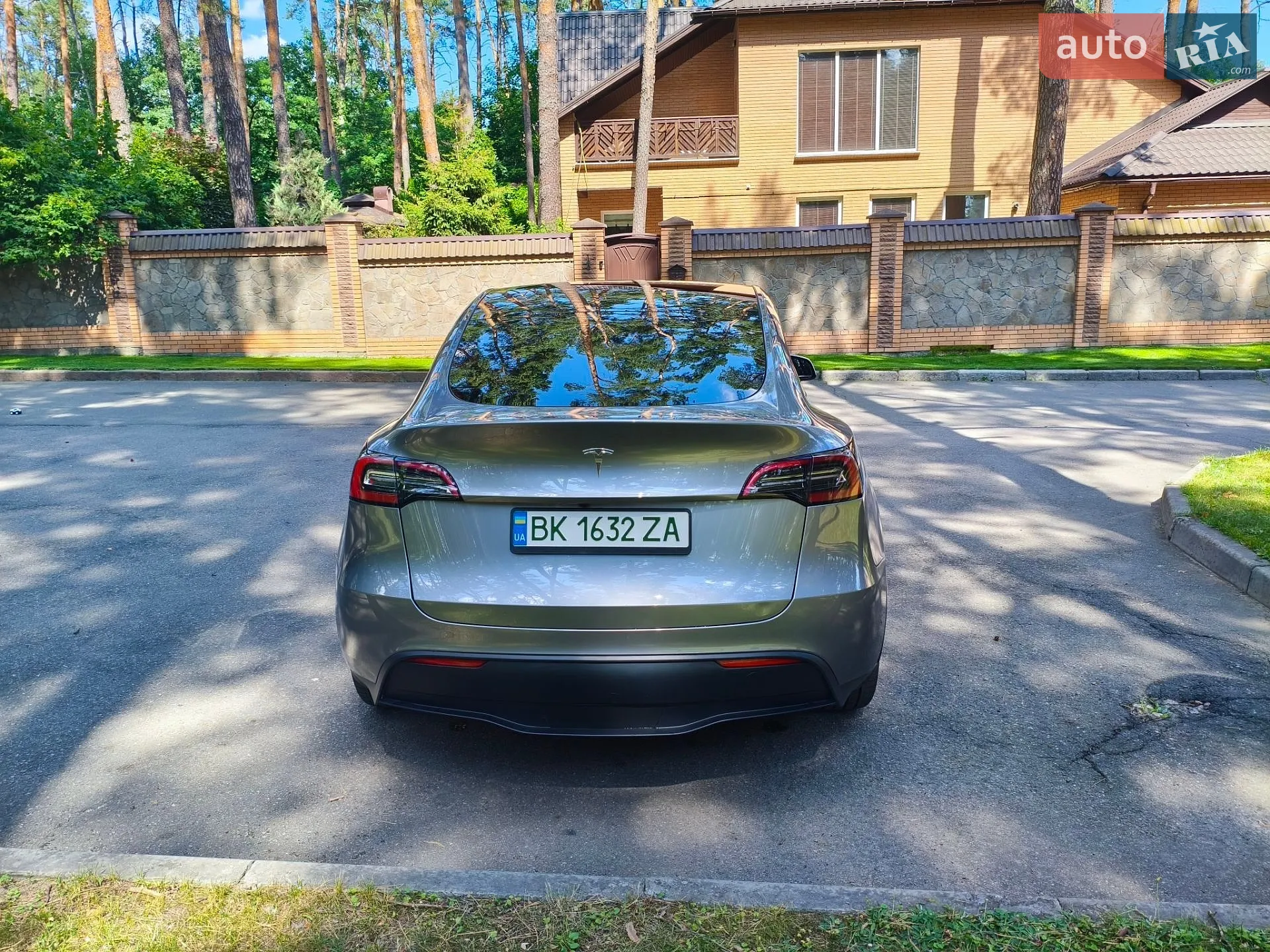 2024 Tesla Model Y - мініатюра 4