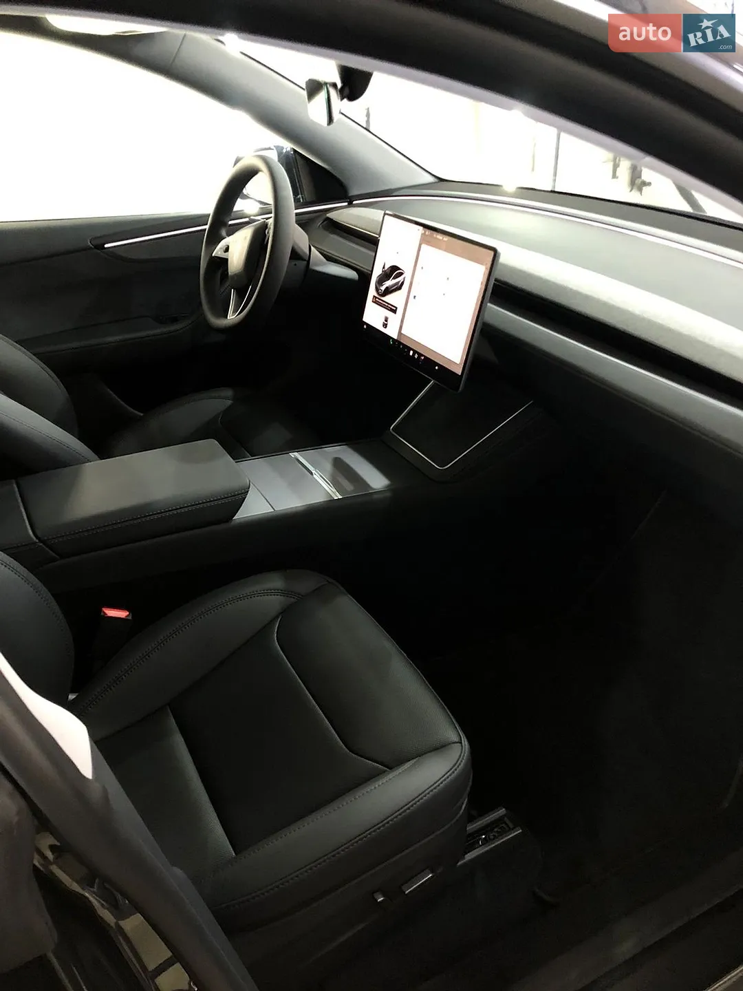 2025 Tesla Model Y - мініатюра 20