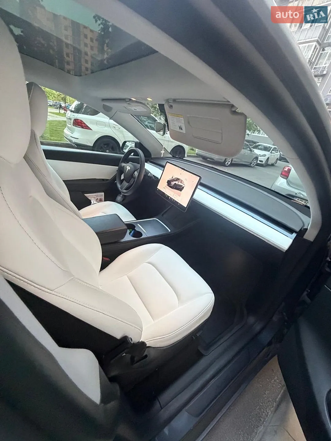 2022 Tesla Model Y - мініатюра 17