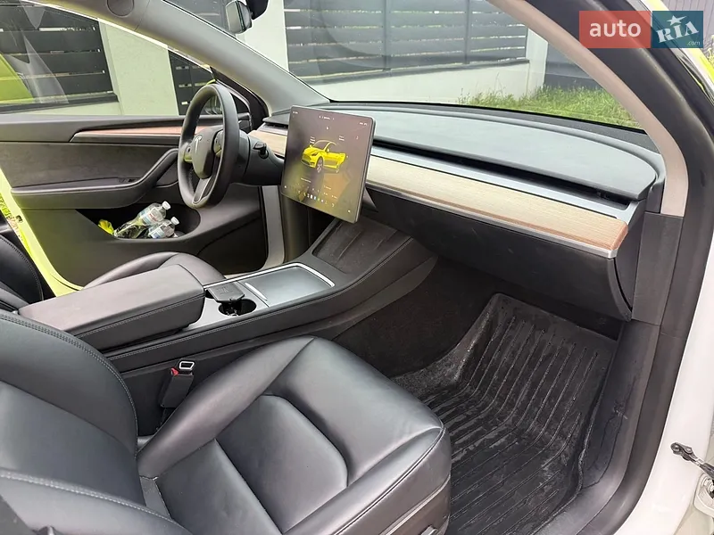 Tesla Model Y 2022 VIN 7SAYGDEE7NF574617 фото оголошення 85 з 116