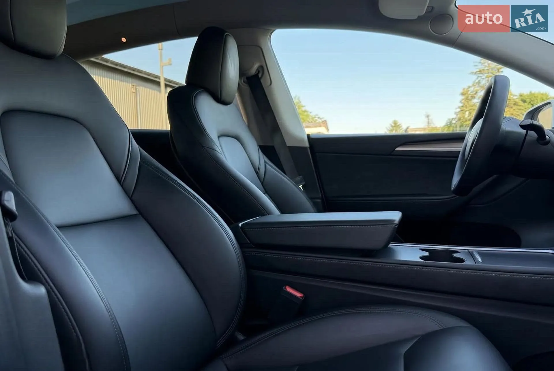 2023 Tesla Model Y - мініатюра 8