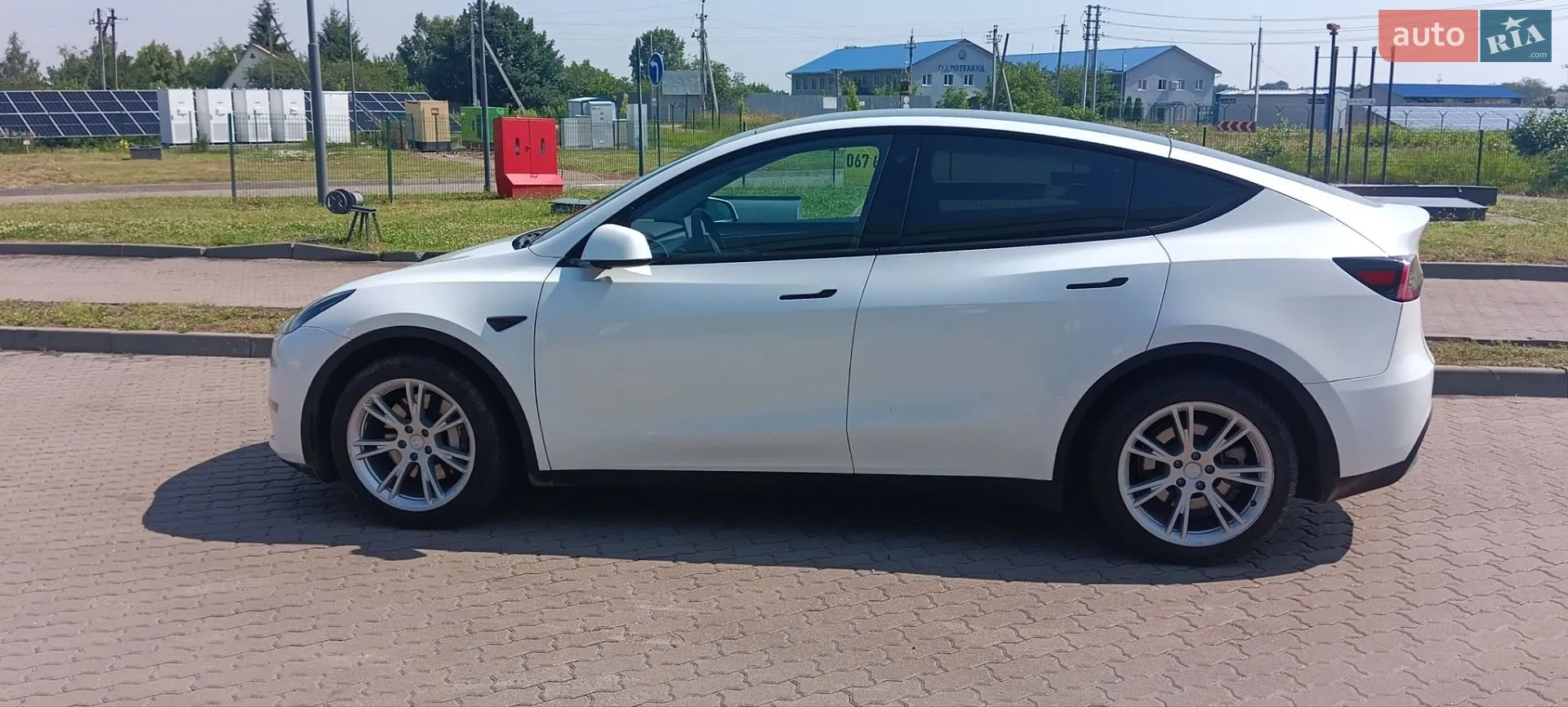 2023 Tesla Model Y - мініатюра 5