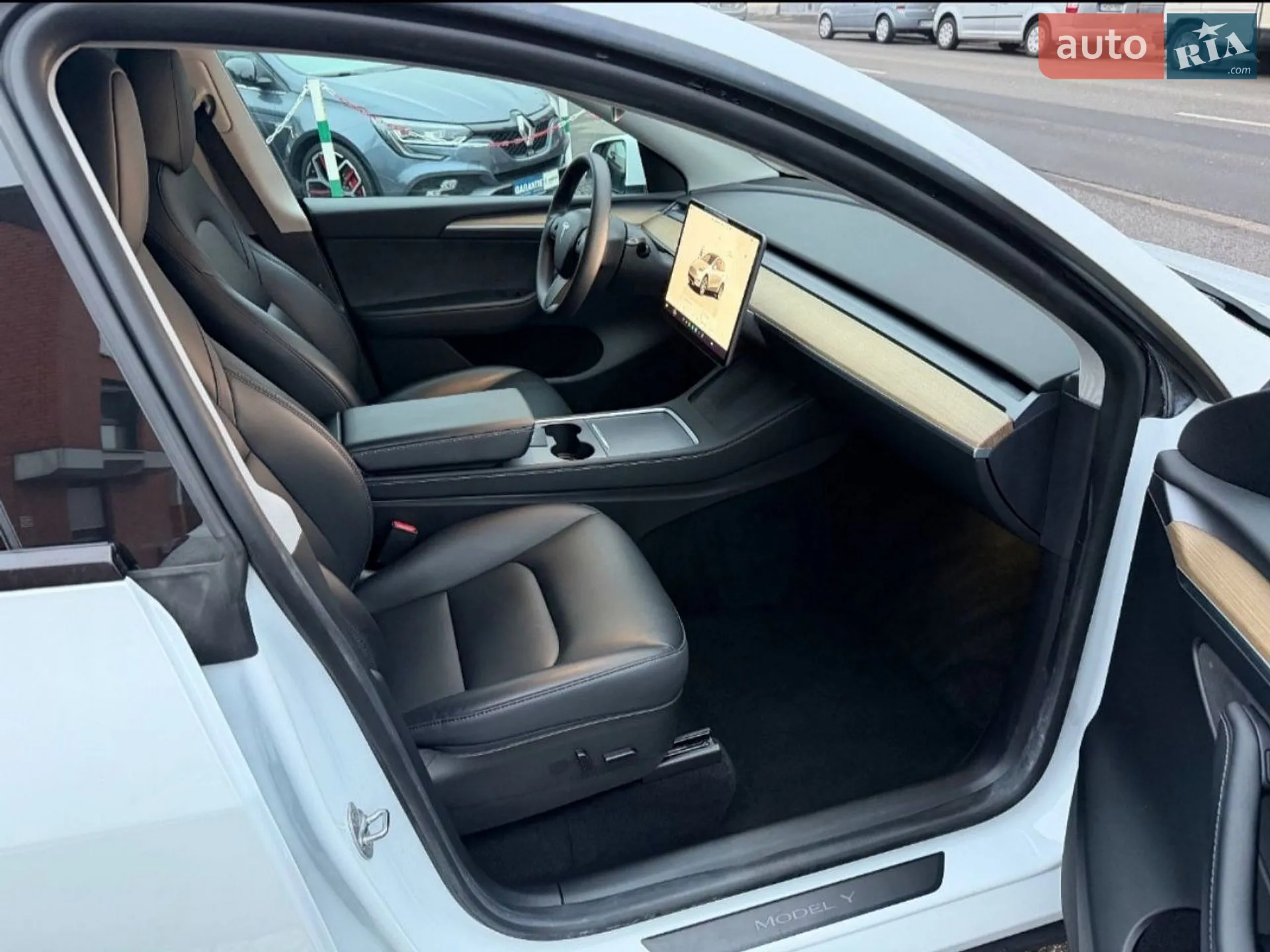 2023 Tesla Model Y - мініатюра 17