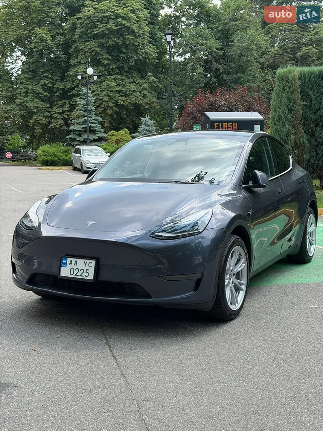 2023 Tesla Model Y - мініатюра 4