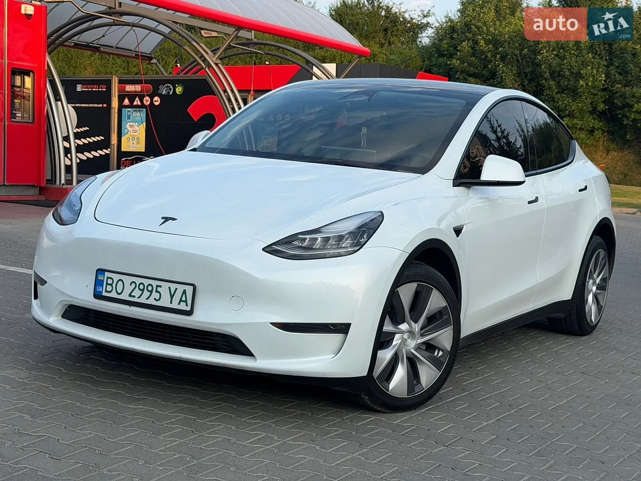 2022 Tesla Model Y - мініатюра 17