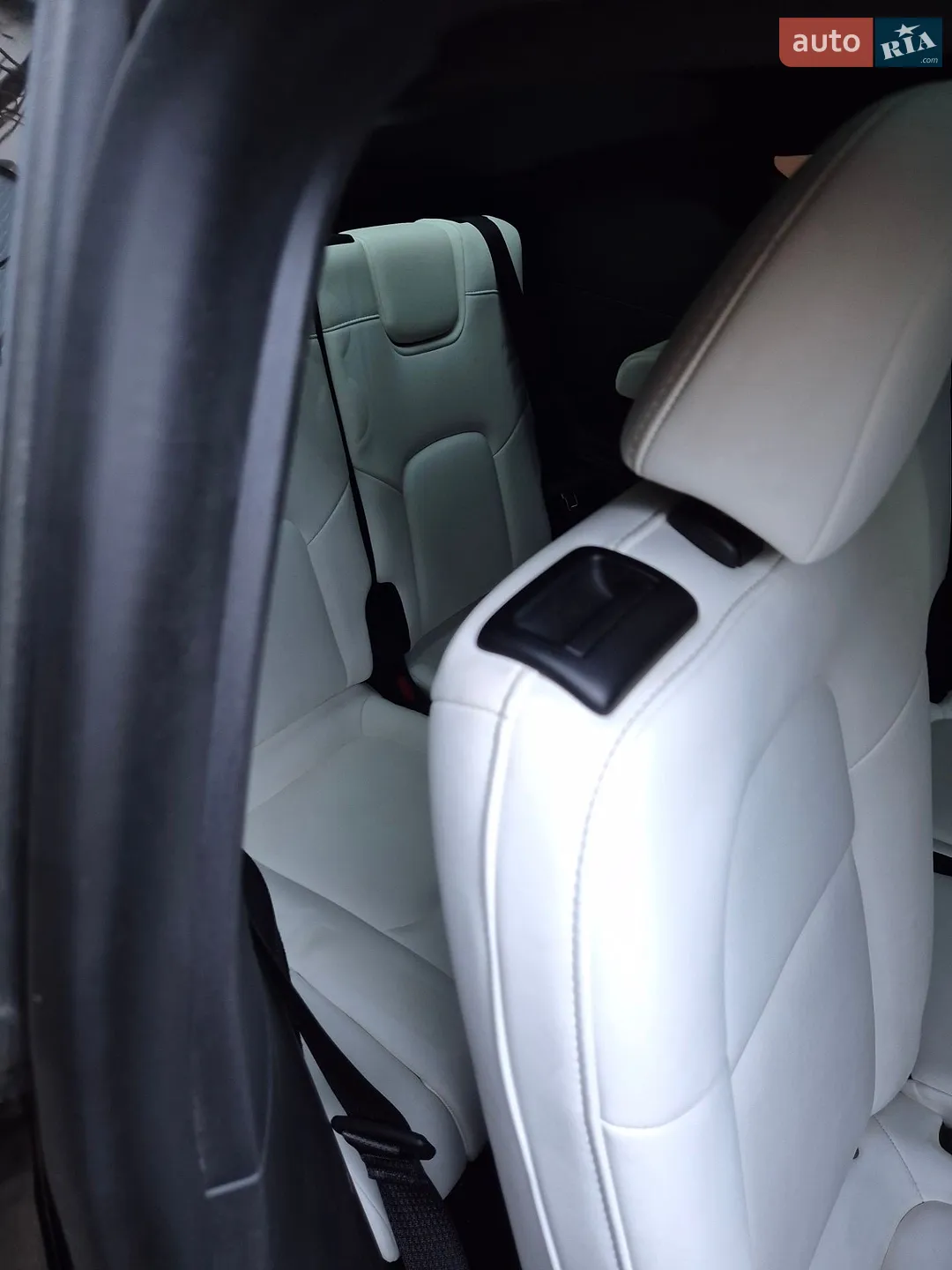 2021 Tesla Model Y - мініатюра 10