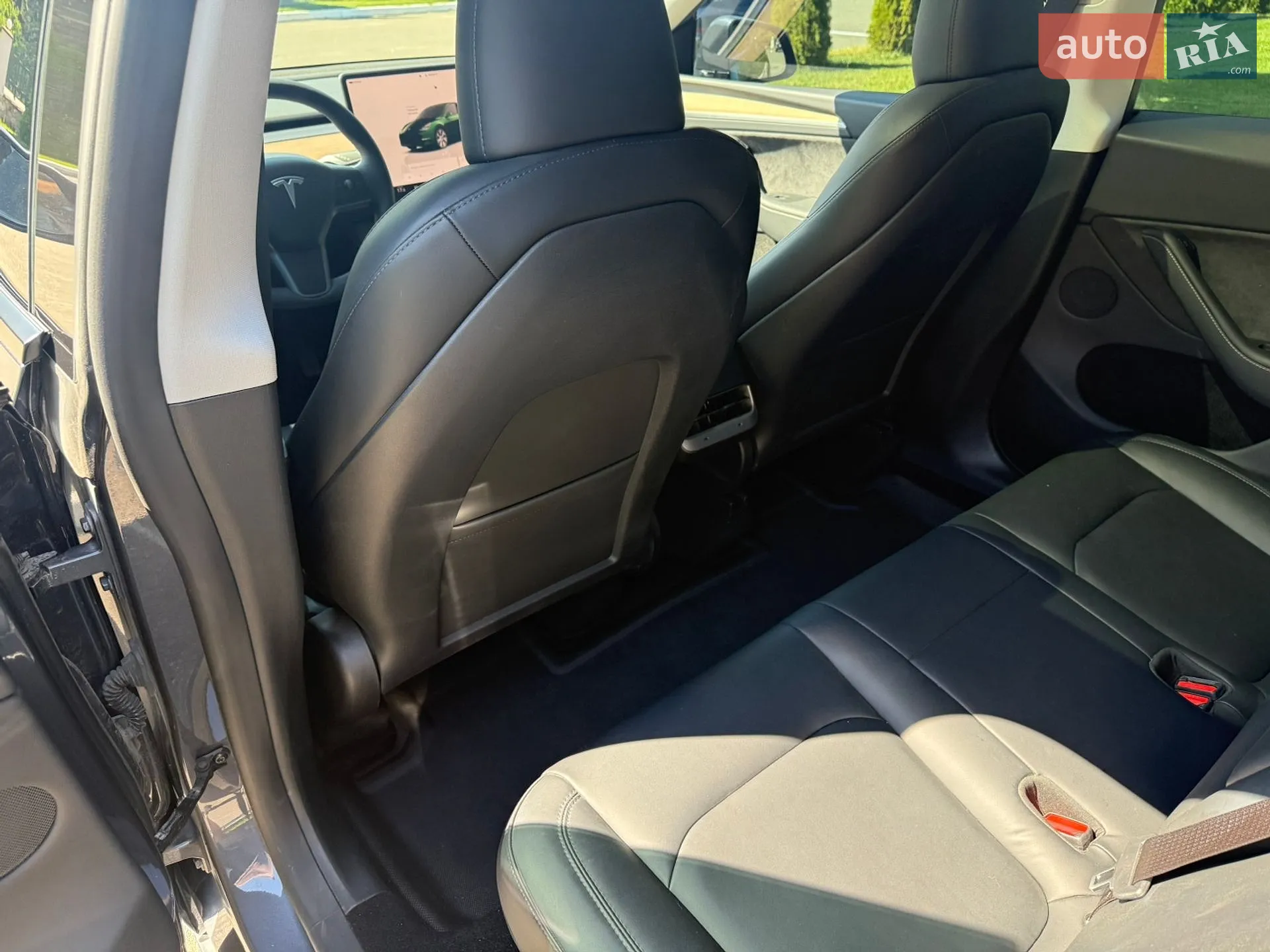 2023 Tesla Model Y - мініатюра 27