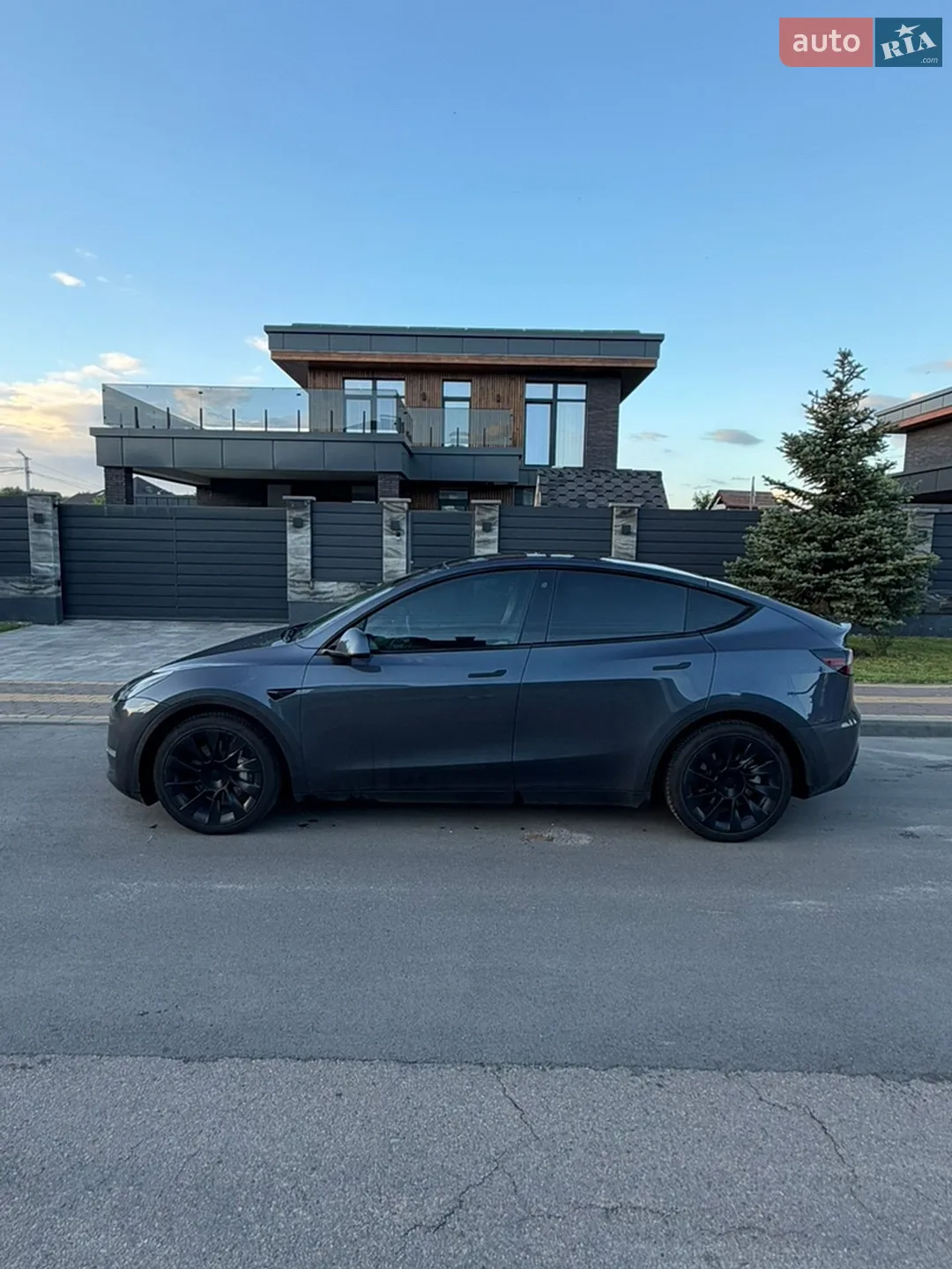 2023 Tesla Model Y - мініатюра 12