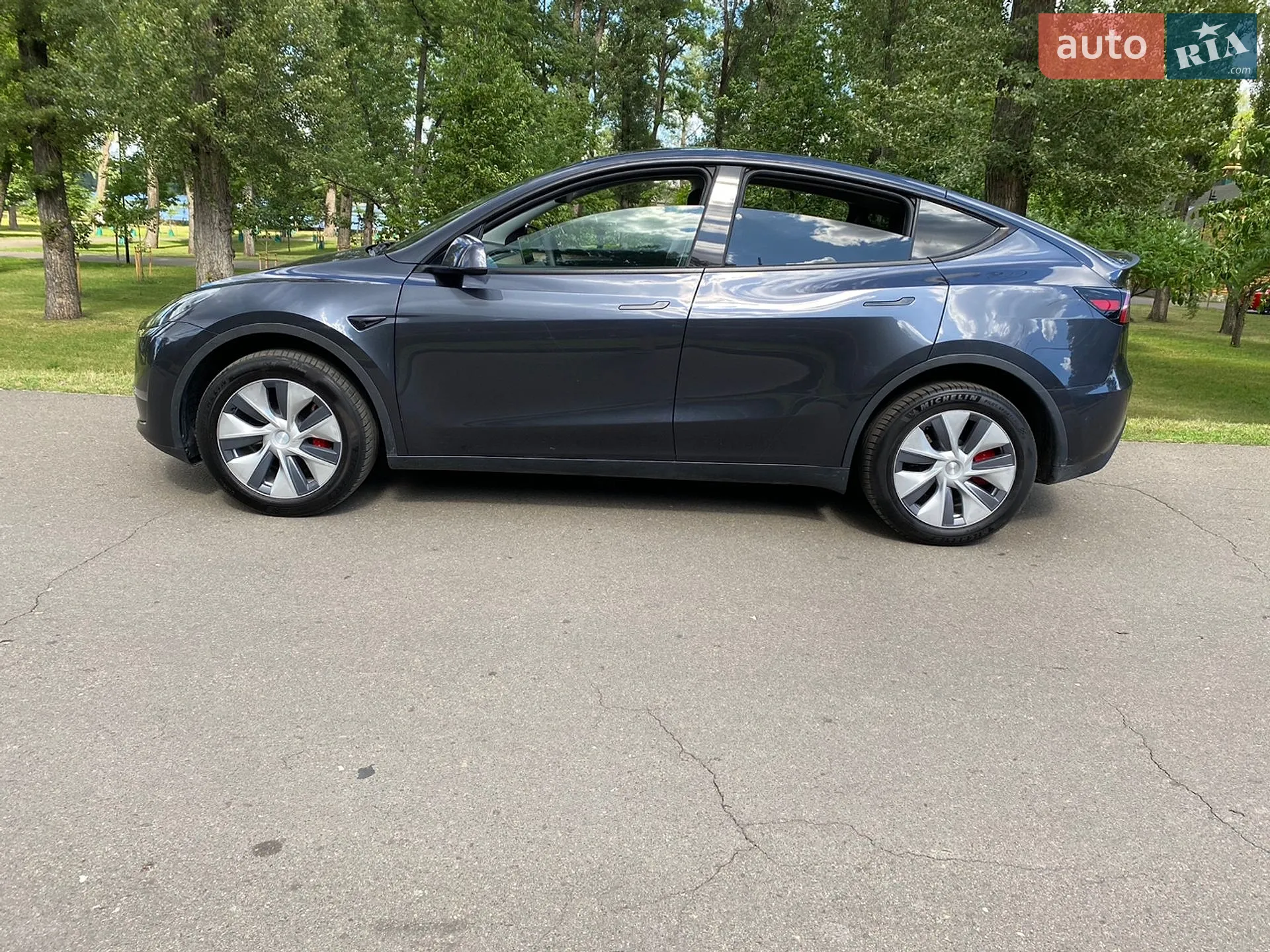 2024 Tesla Model Y - мініатюра 9