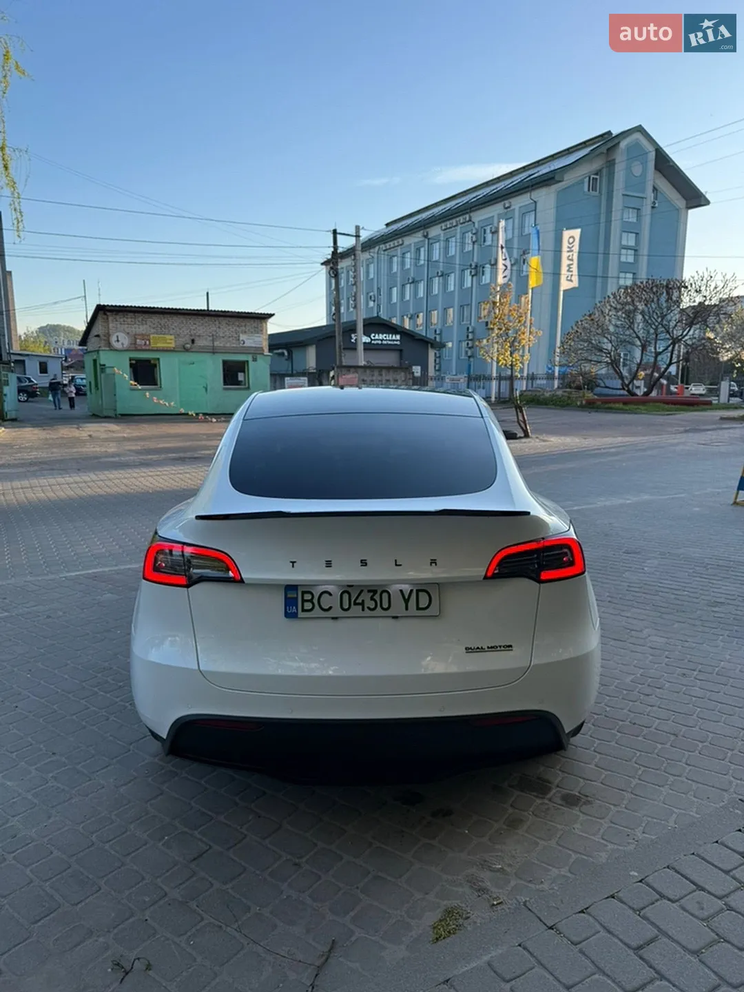 2022 Tesla Model Y - мініатюра 5