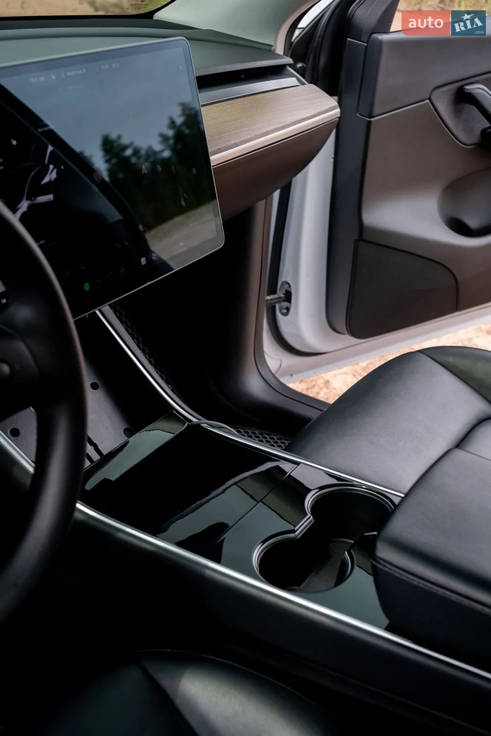 2020 Tesla Model Y - мініатюра 33
