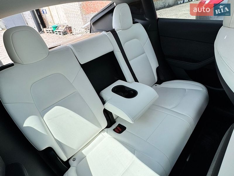 Позашляховик / Кросовер Tesla Model Y 2021 в Вінниці фото 35 Позашляховик / Кросовер Tesla Model Y 2021 в Вінниці