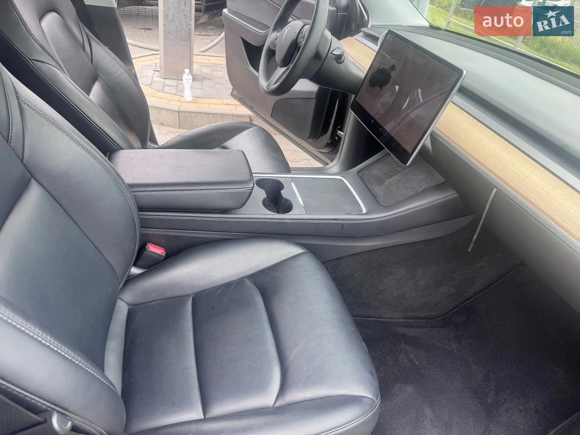 2022 Tesla Model Y - мініатюра 2