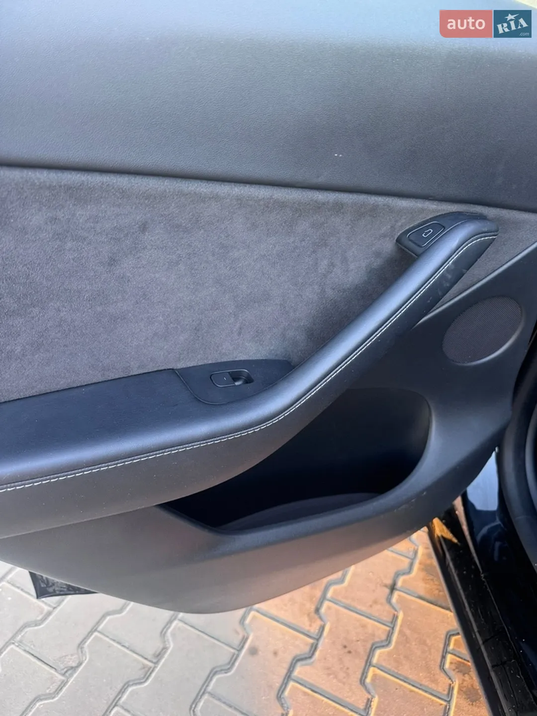 2022 Tesla Model Y - мініатюра 9