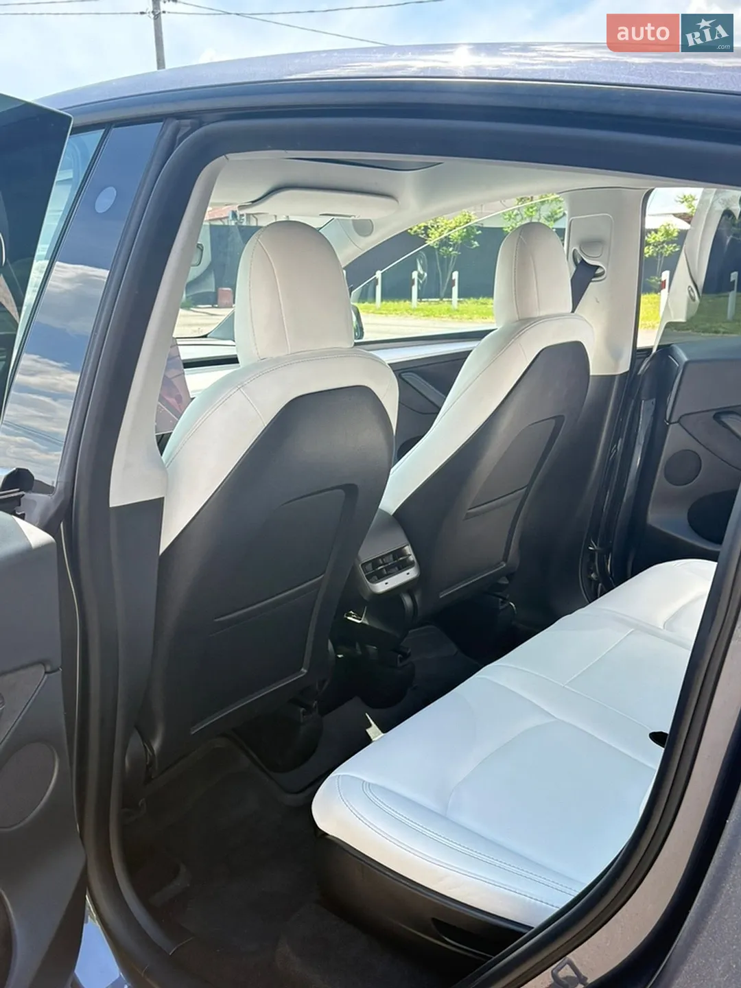2023 Tesla Model Y - мініатюра 22