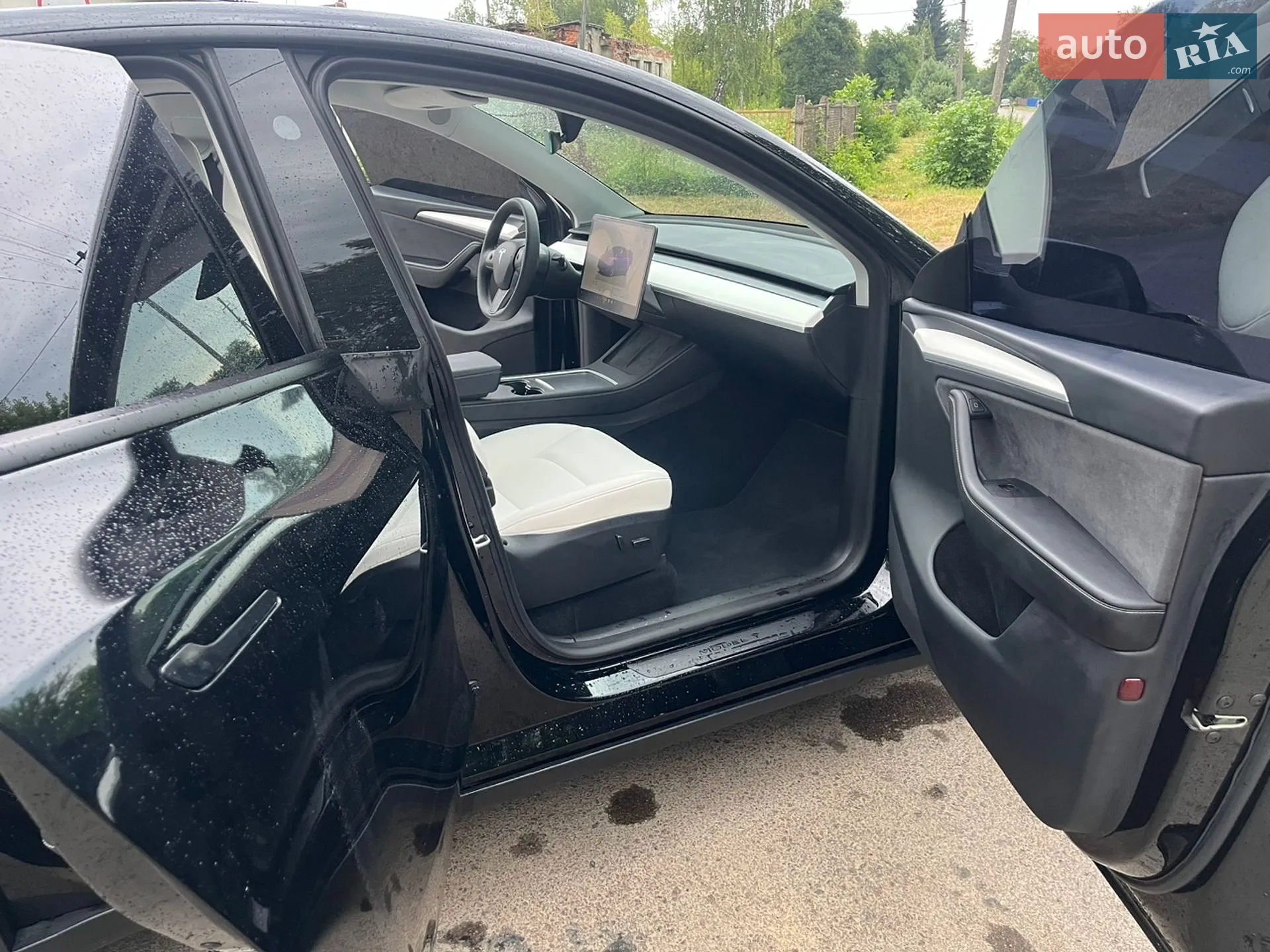 2024 Tesla Model Y - мініатюра 26