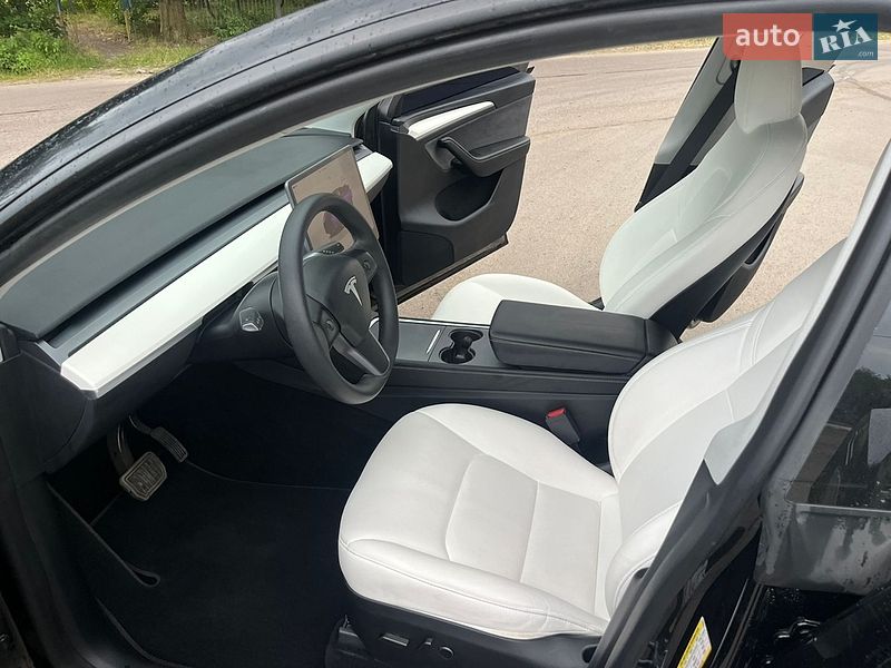 Внедорожник / Кроссовер Tesla Model Y 2024 в Жидачове фото 30 Внедорожник / Кроссовер Tesla Model Y 2024 в Жидачове