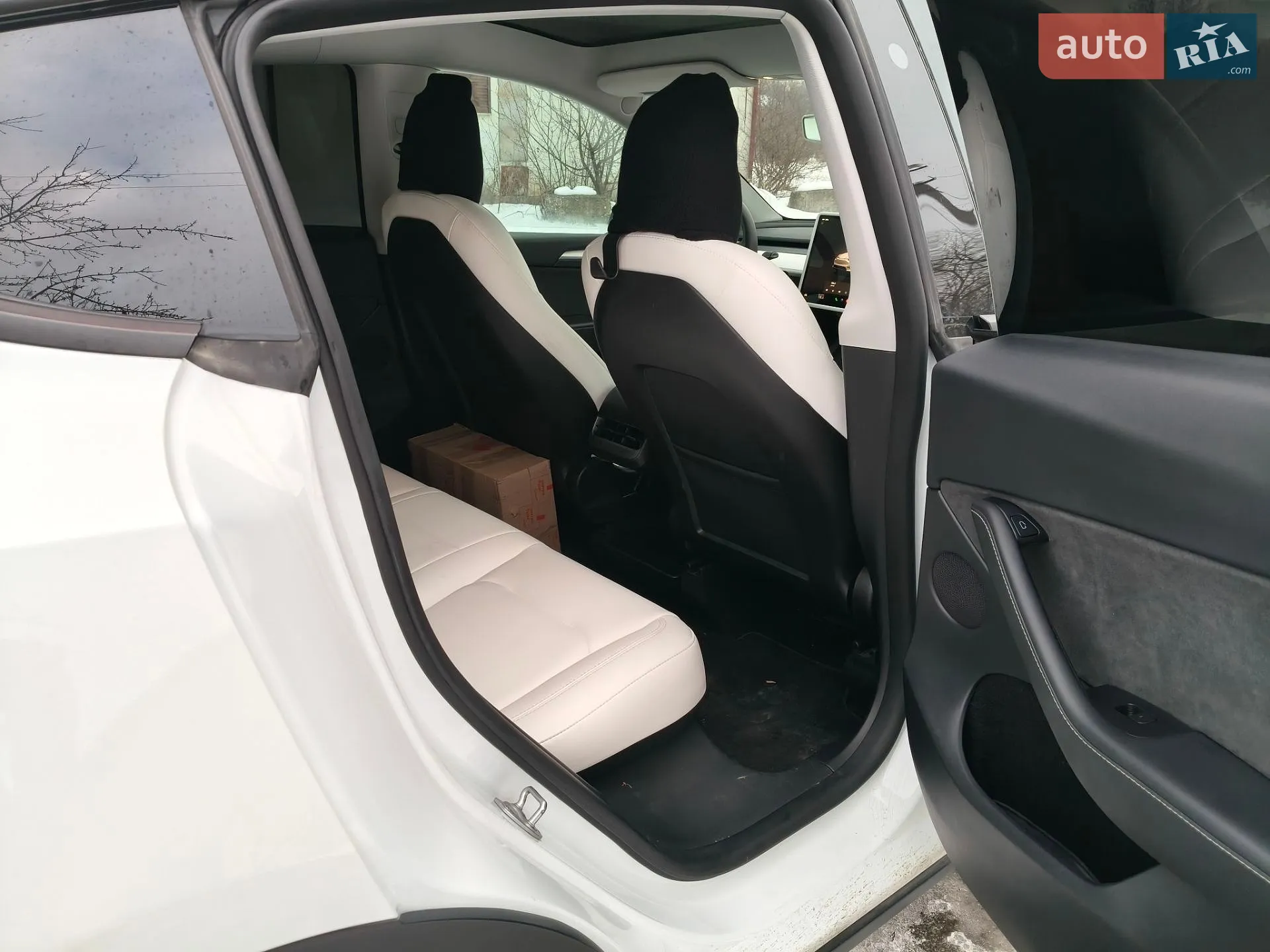 2022 Tesla Model Y - мініатюра 23