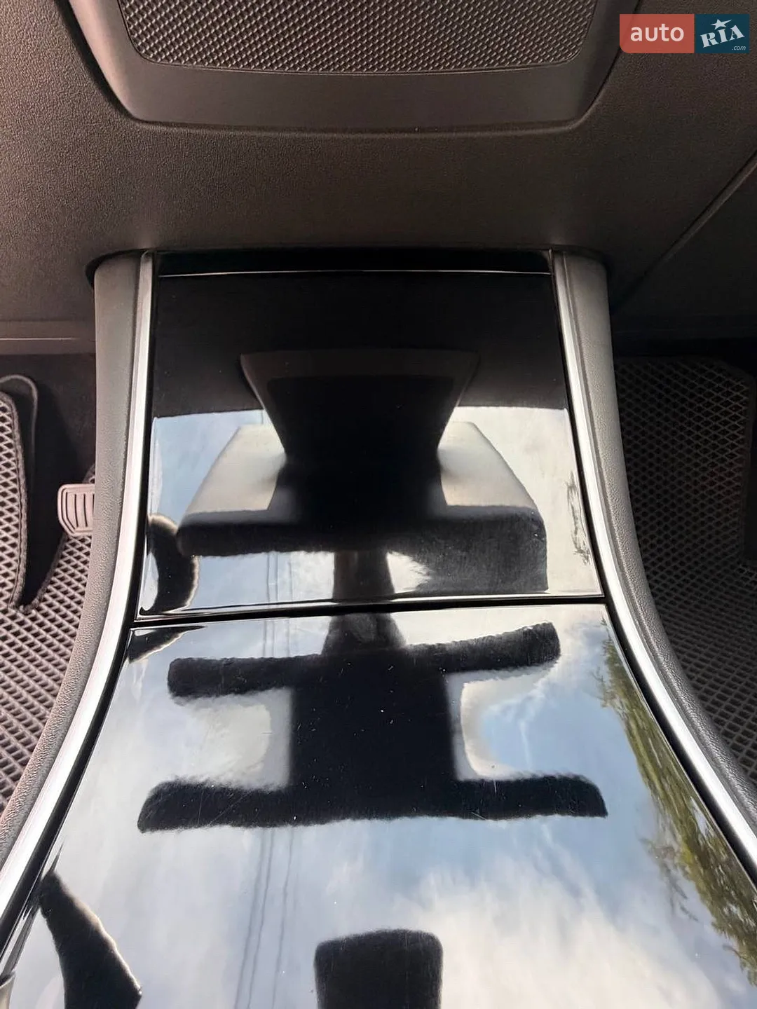 2021 Tesla Model Y - мініатюра 15