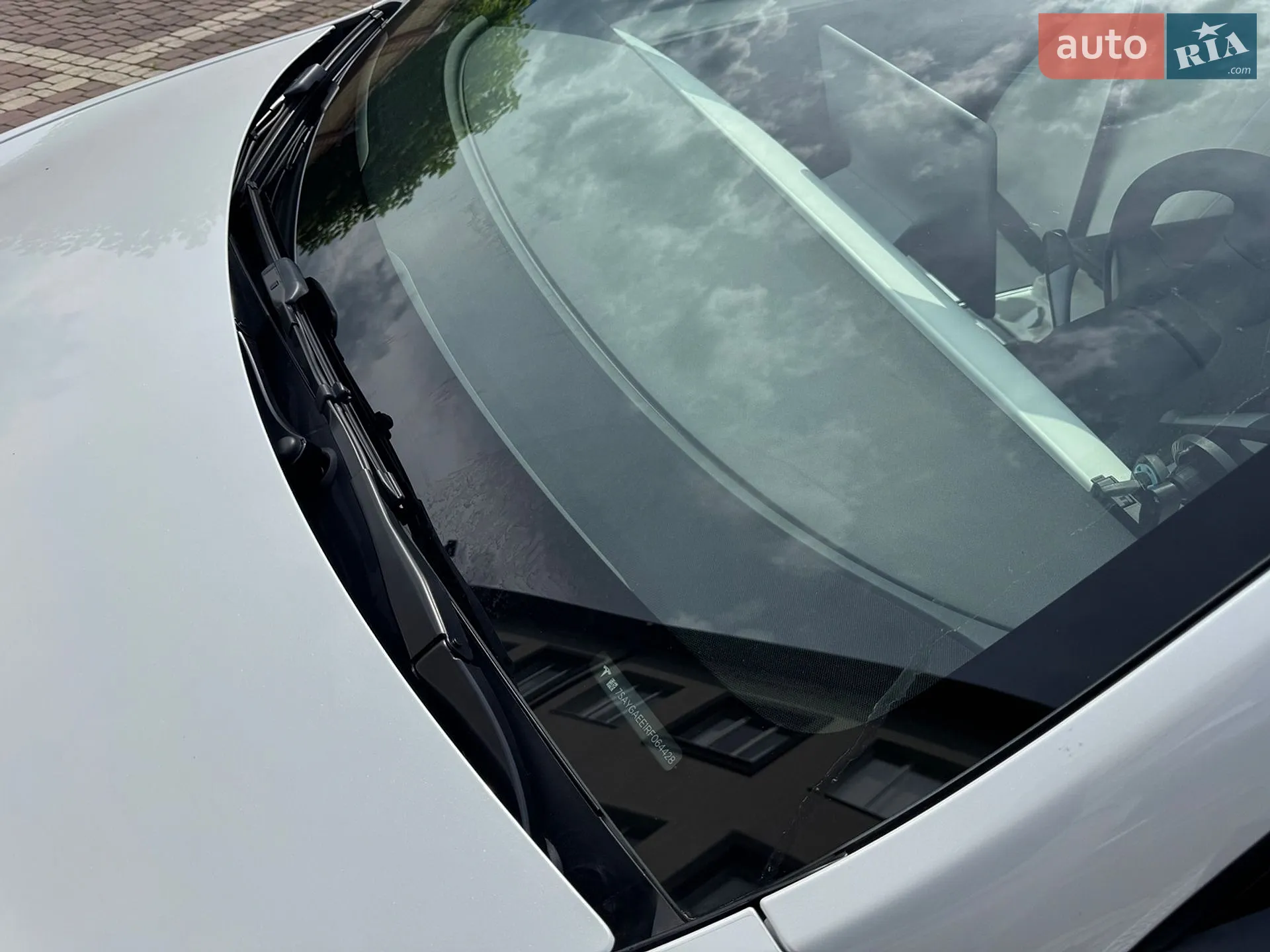 2024 Tesla Model Y - мініатюра 4
