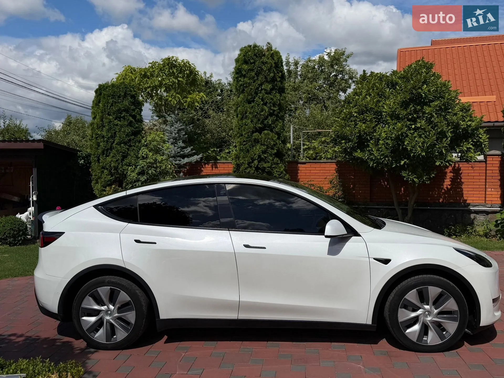 2021 Tesla Model Y - мініатюра 3