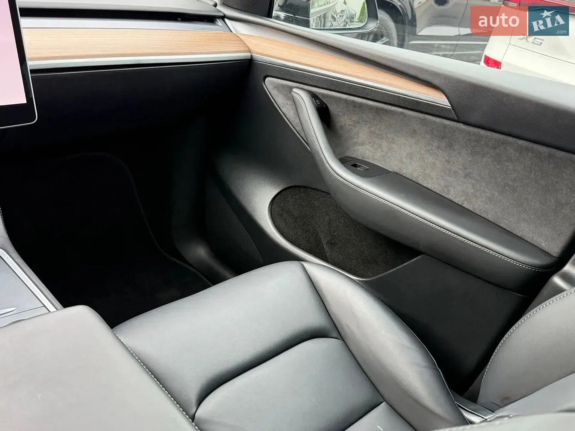 2024 Tesla Model Y - мініатюра 13