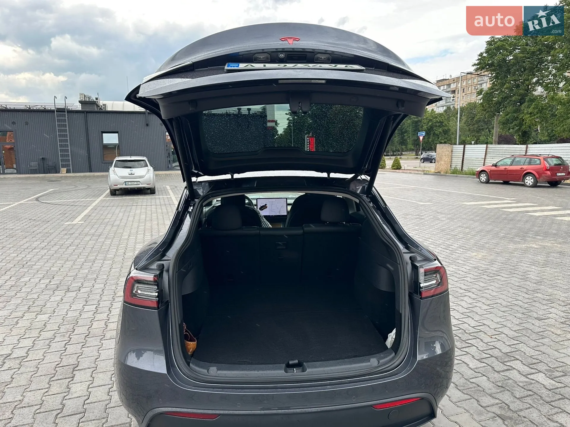 2020 Tesla Model Y - мініатюра 24