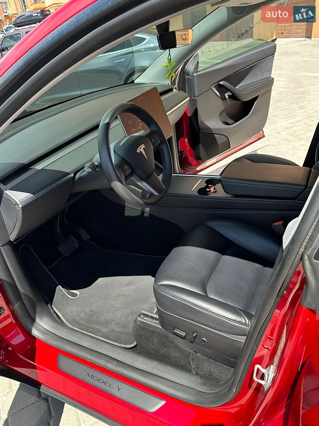 2021 Tesla Model Y - мініатюра 9