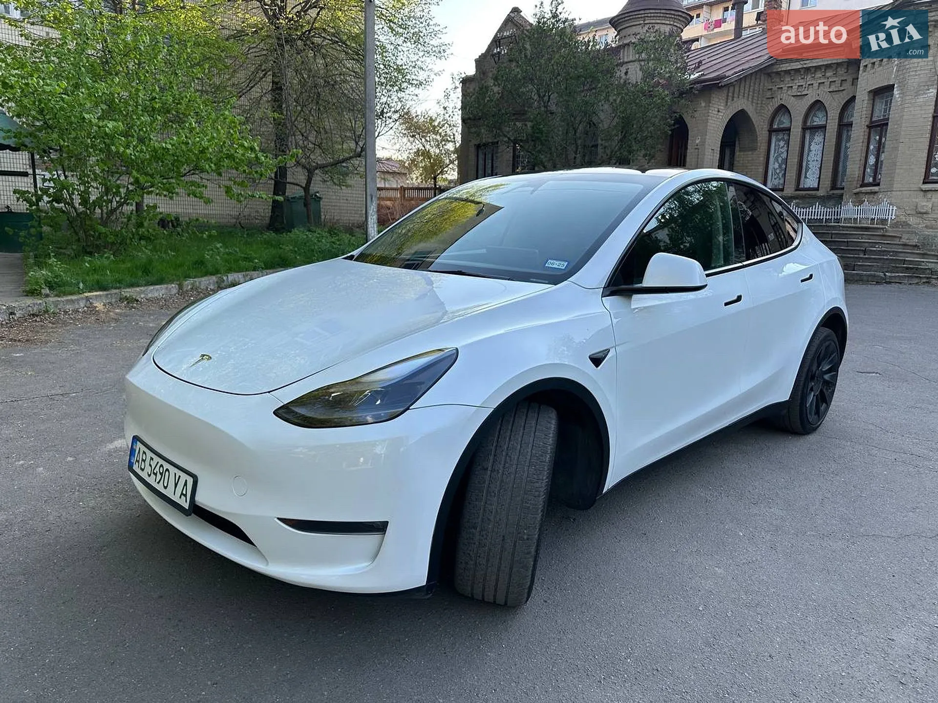 2024 Tesla Model Y - мініатюра 7