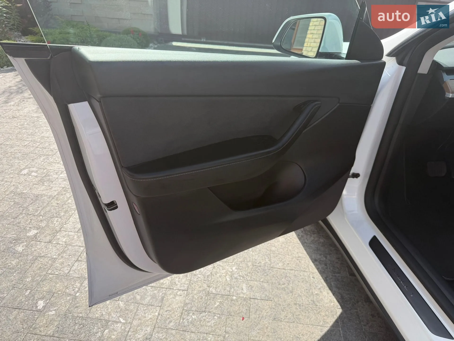2021 Tesla Model Y - мініатюра 21