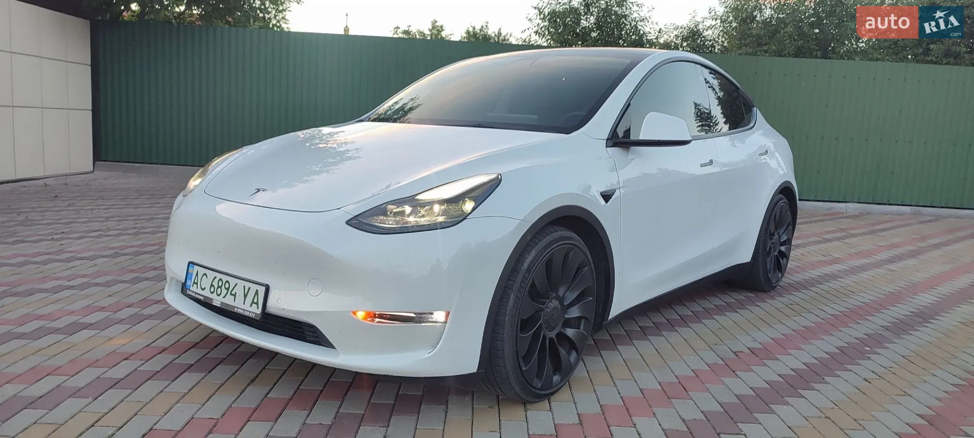 2021 Tesla Model Y - фото 1